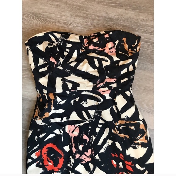 J. Crew Dresses & Skirts - J. Crew Floral strapless Dress 0